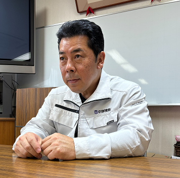 代表取締役社長　中塚 万晶