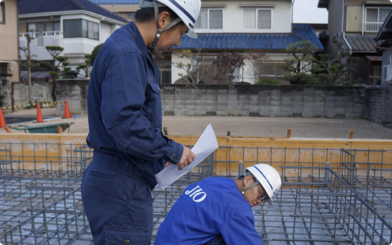 現場を確認する現場監理技術者